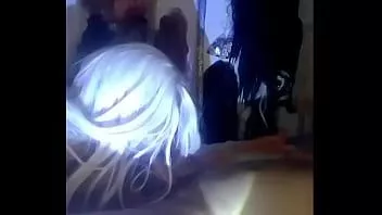 播放 看那个在我身上弹跳的光皮屁股，我见过的最紧的男性孔，他喜欢被吸吮和抚摸我的变性公鸡（评论，喜欢，订阅并将我添加为朋友，以获得更多个性化的视频和现实生活中的聚会）
