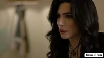 تشغيل رائع خنثي أنليد من قبل صديقها السابق