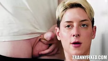 Oynat Oda arkadaşı savaşları jean hollywood, kam hasarı, kenzie anne