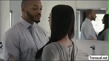 تشغيل Ts khloe خدعت زوجها الخائن