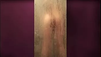 Reproduzir Provocação do chuveiro fumegante, use sua imaginação