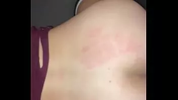 Reproduzir Armadilha bonitinha com uma bunda bonita é socada por pau