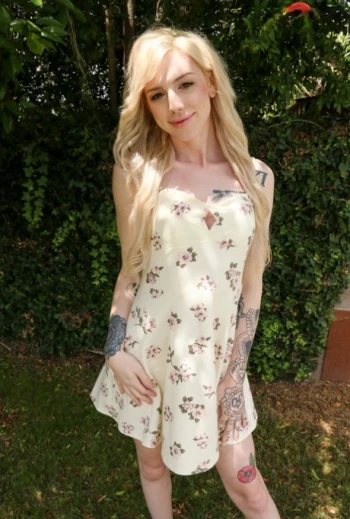 Pornoster Annabelle Lane