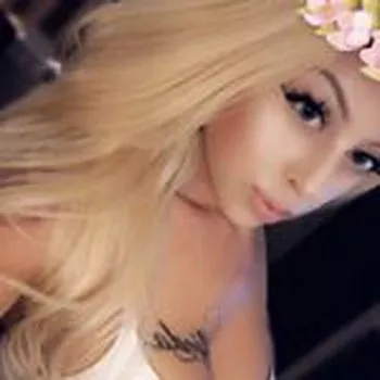 Pornoster Nadia Love